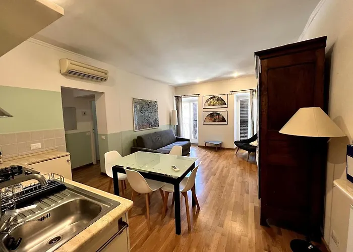Campo Dei Fiori - Cozy And Central Apt