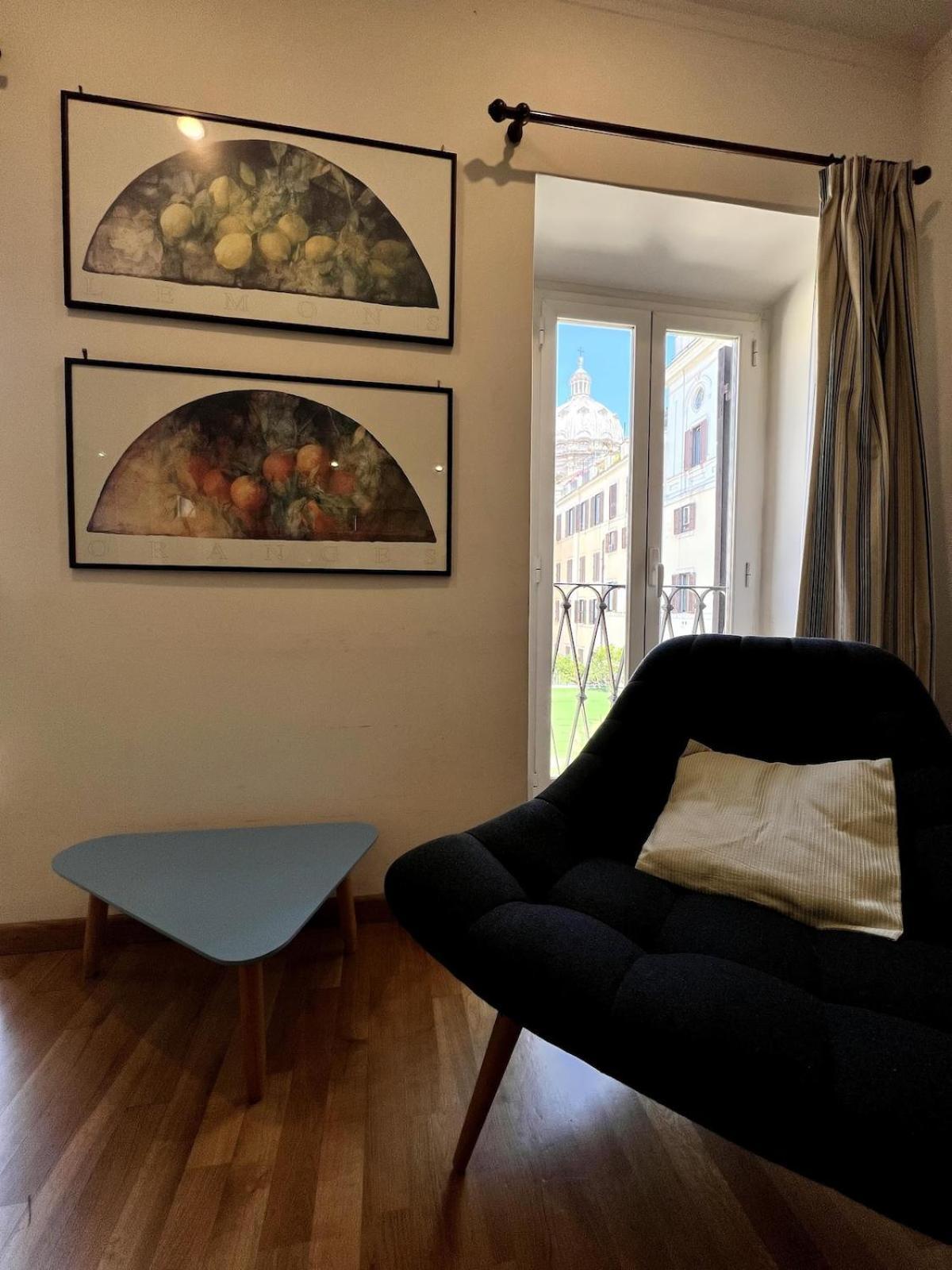 Campo Dei Fiori - Cozy And Rom